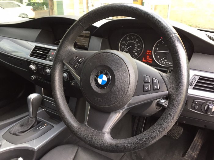 BMW 5 Series 2.0 520d SE 5dr Step Auto Estate Diesel Silver