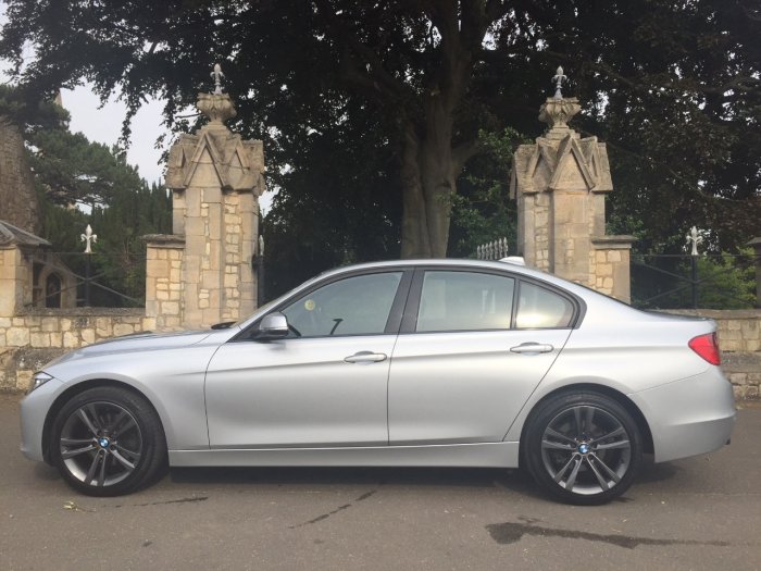 BMW 3 Series 2.0 320d Sport 4dr Saloon Diesel Silver