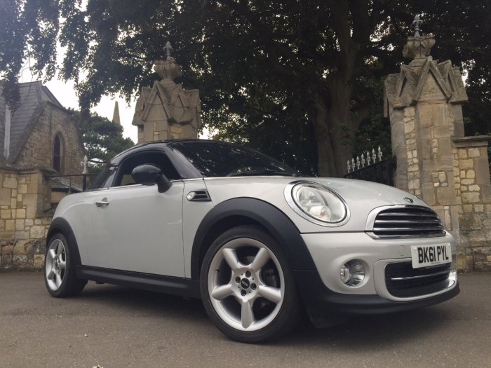 Mini Coupe 1.6 Cooper 3dr Coupe Petrol White Silver