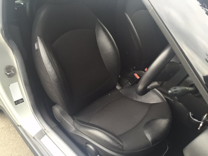 Mini Coupe 1.6 Cooper 3dr Coupe Petrol White Silver