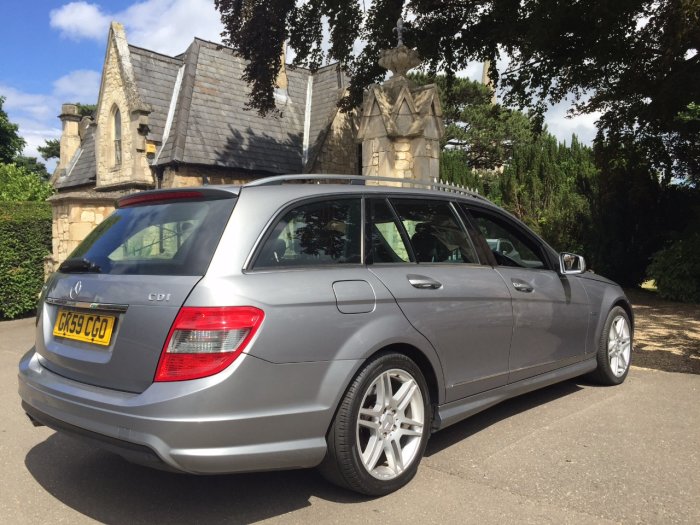 Mercedes-Benz C Class 2.1 C220 CDI BlueEFFICIENCY Sport 5dr Estate Diesel Grey
