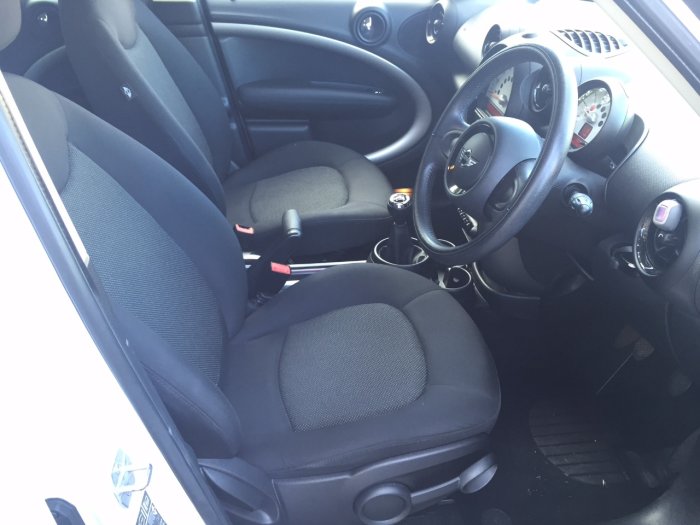 Mini Countryman 1.6 One D 5dr Hatchback Diesel White