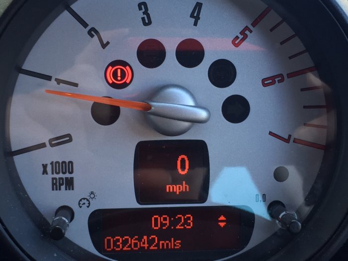Mini Countryman 1.6 One D 5dr Hatchback Diesel White