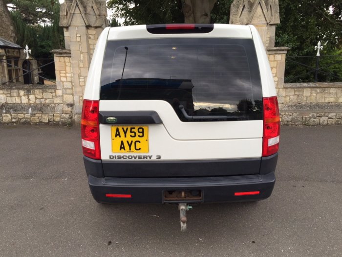 Land Rover Discovery 4.0 V6 Four Wheel Drive Petrol White