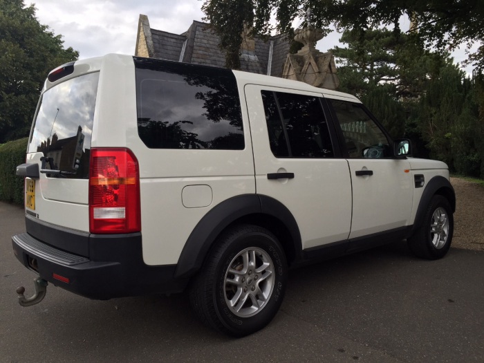 Land Rover Discovery 4.0 V6 Four Wheel Drive Petrol White