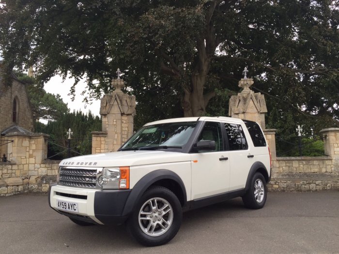 Land Rover Discovery 4.0 V6 Four Wheel Drive Petrol White