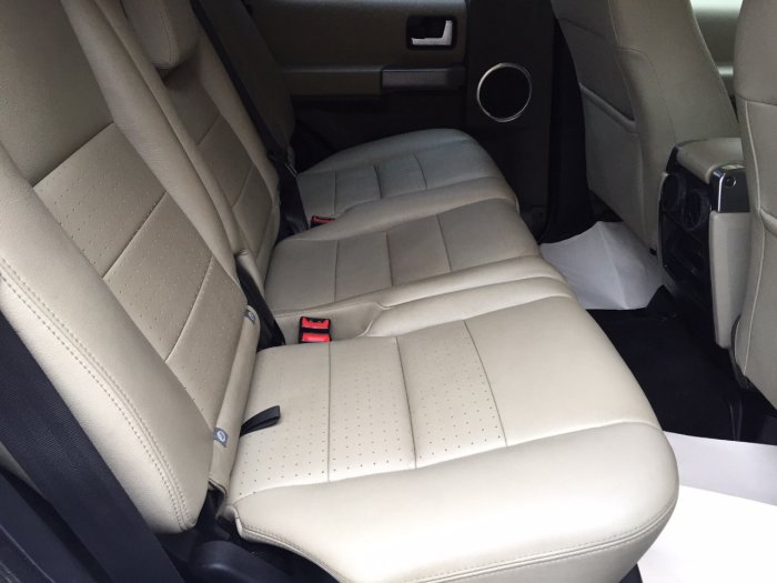 Land Rover Discovery 4.0 V6 Four Wheel Drive Petrol White