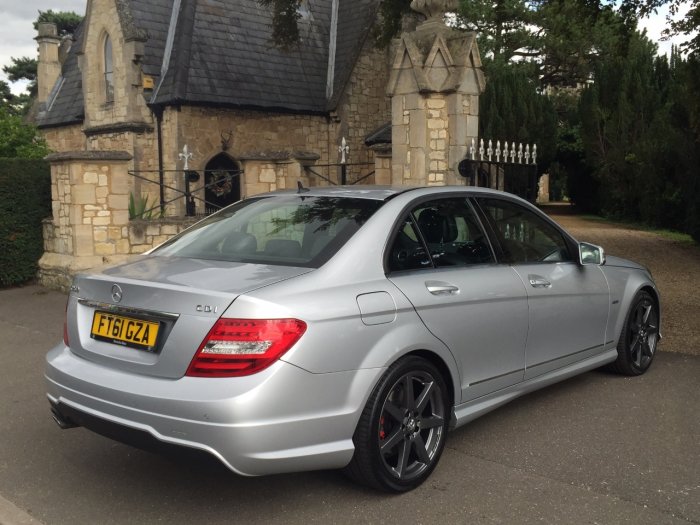 Mercedes-Benz C Class 2.1 C250 CDI BlueEFFICIENCY Sport 4dr Saloon Diesel Silver