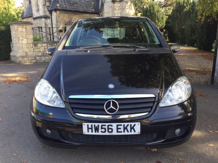 Mercedes-Benz A Class 1.5 A150 Classic SE 5dr Hatchback Petrol Black
