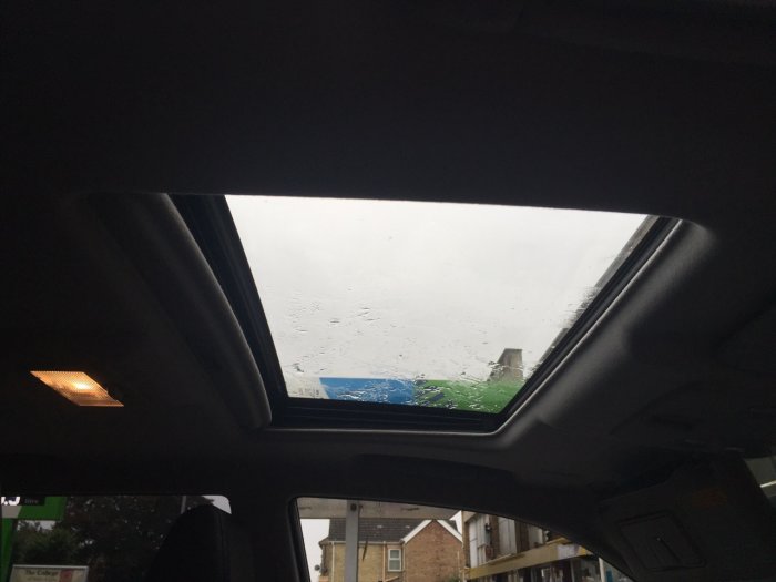 Suzuki Grand Vitara 2.4 VVT SZ5 5dr Auto Estate Petrol Silver