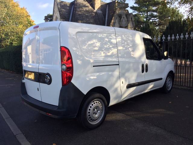 2013 Vauxhall Combo 2300 1.6 CDTI 16V 105ps H1 Van