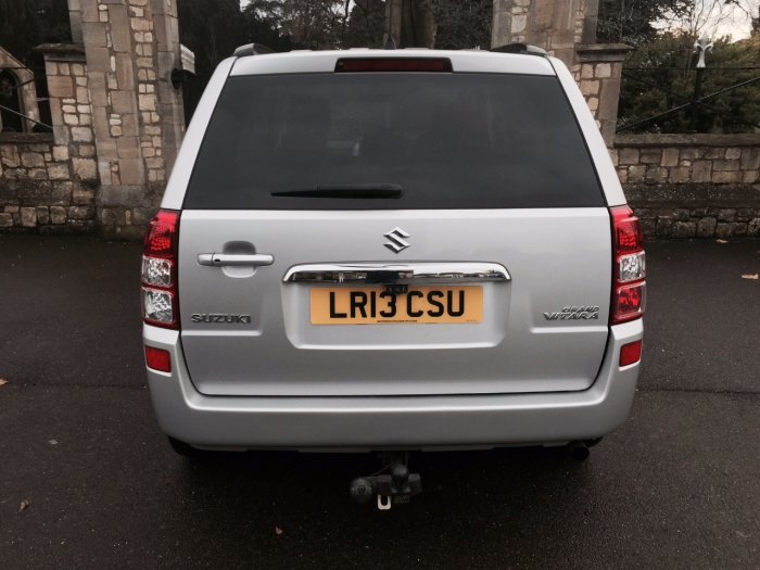 Suzuki Grand Vitara 2.4 VVT SZ5 5dr Auto Estate Petrol Silver