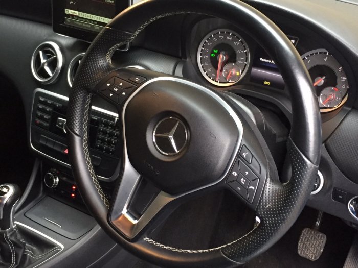 Mercedes-Benz A Class 1.5 A180 BLUEEFFICIENCY SPORT Hatchback Diesel South Seas Blue