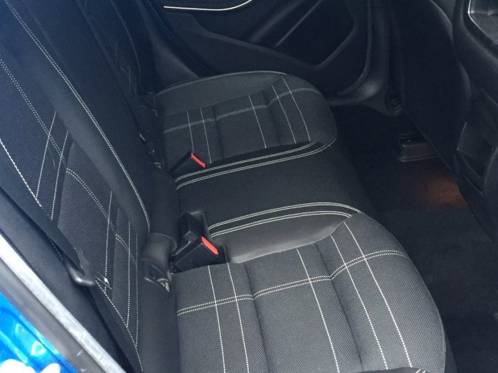 Mercedes-Benz A Class 1.5 A180 BLUEEFFICIENCY SPORT Hatchback Diesel South Seas Blue