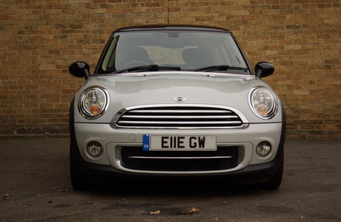 Mini Hatchback 1.6 Cooper D 3dr Hatchback Diesel Silver
