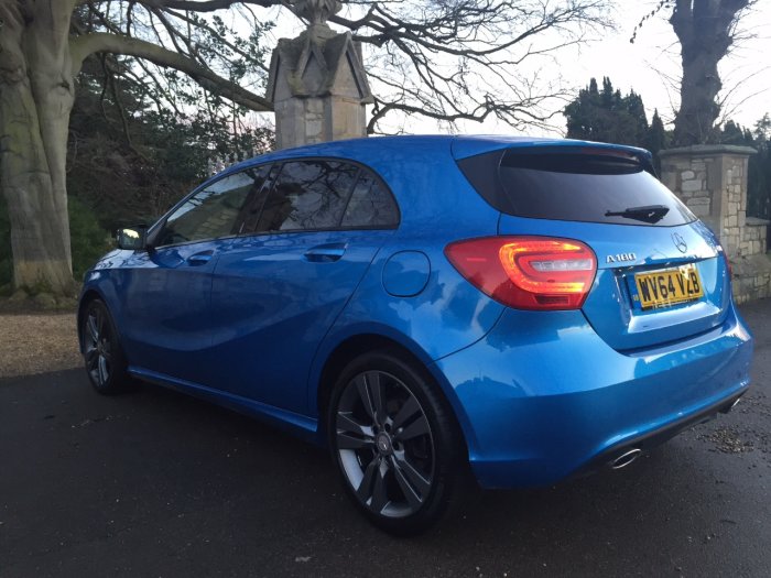 Mercedes-Benz A Class 1.5 A180 BLUEEFFICIENCY SPORT Hatchback Diesel South Seas Blue