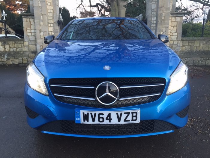 Mercedes-Benz A Class 1.5 A180 BLUEEFFICIENCY SPORT Hatchback Diesel South Seas Blue