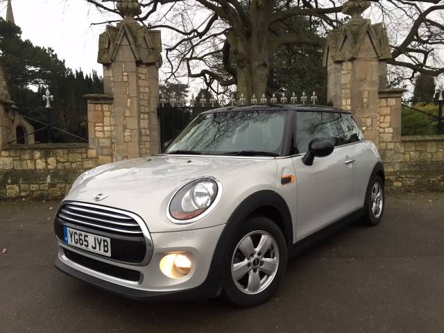 2015 Mini Hatchback 1.5 Cooper D 3dr