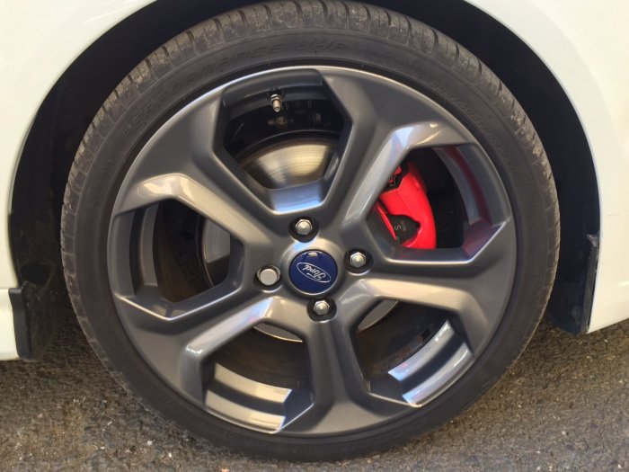 Ford Fiesta 1.6 EcoBoost ST-2 3dr Pick Up Petrol White