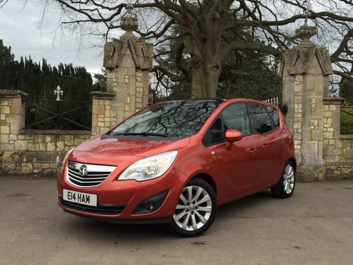 Vauxhall Meriva 1.4i 16V SE 5dr MPV Petrol Red