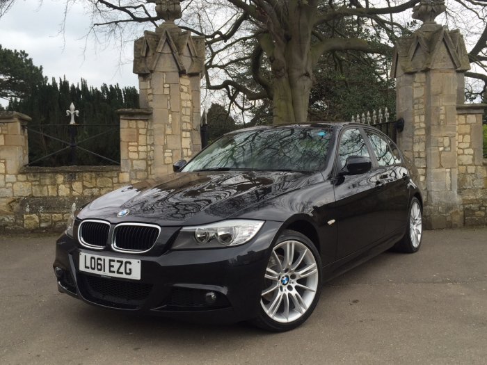 BMW 3 Series 2.0 318i Performance Edition 4dr Saloon Petrol Black