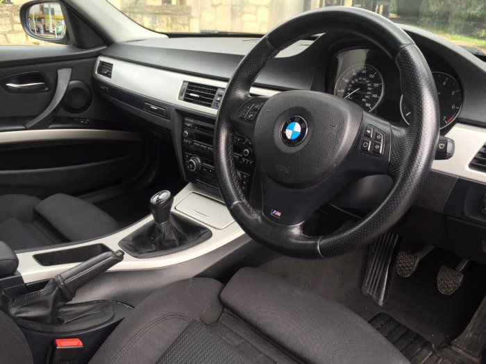 BMW 3 Series 2.0 318i Performance Edition 4dr Saloon Petrol Black