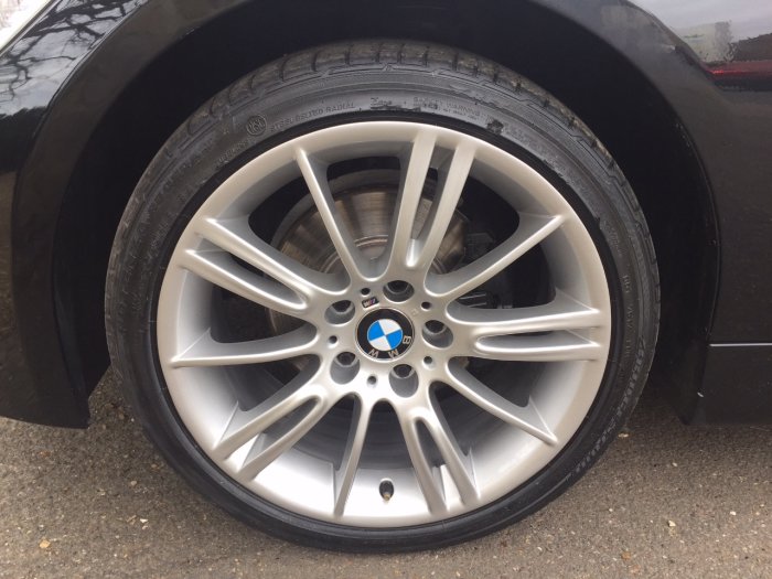 BMW 3 Series 2.0 318i Performance Edition 4dr Saloon Petrol Black