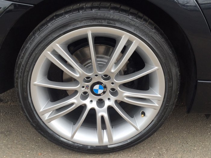 BMW 3 Series 2.0 318i Performance Edition 4dr Saloon Petrol Black