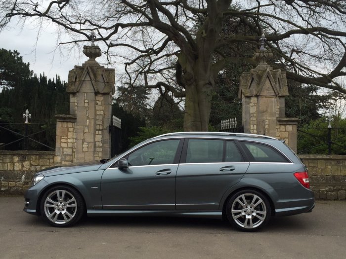 Mercedes-Benz C Class 2.1 C220 CDI BlueEFFICIENCY Sport 5dr Auto Estate Diesel Grey