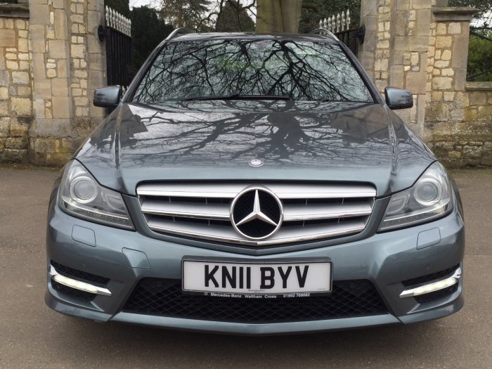 Mercedes-Benz C Class 2.1 C220 CDI BlueEFFICIENCY Sport 5dr Auto Estate Diesel Grey