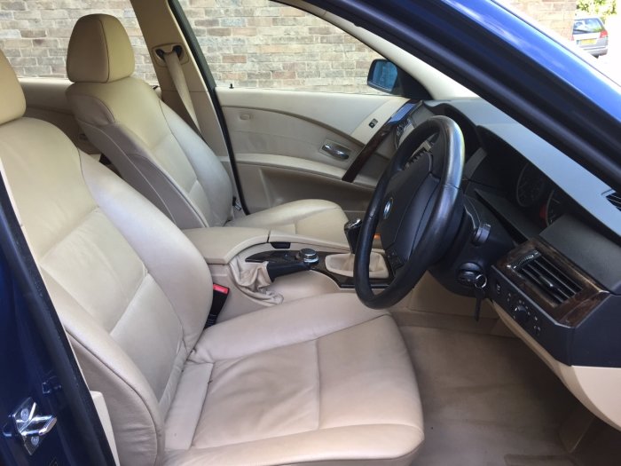 BMW 5 Series 2.0 520d SE 5dr Estate Diesel Blue