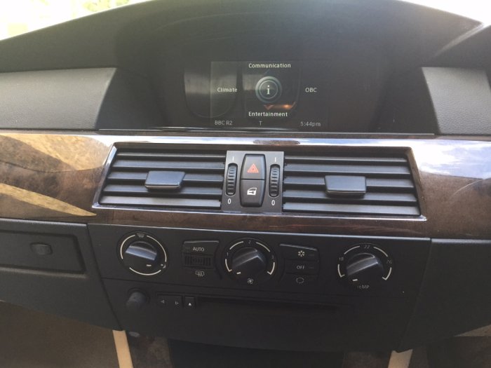 BMW 5 Series 2.0 520d SE 5dr Estate Diesel Blue