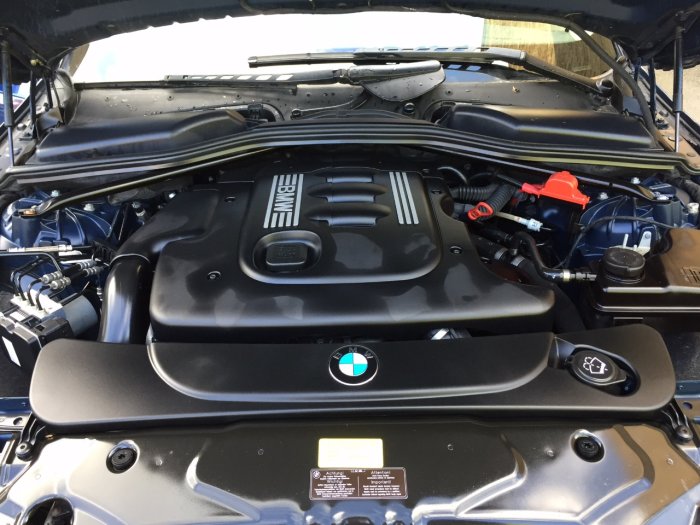 BMW 5 Series 2.0 520d SE 5dr Estate Diesel Blue