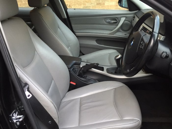 BMW 3 Series 2.5 325i SE 4dr Saloon Petrol Black