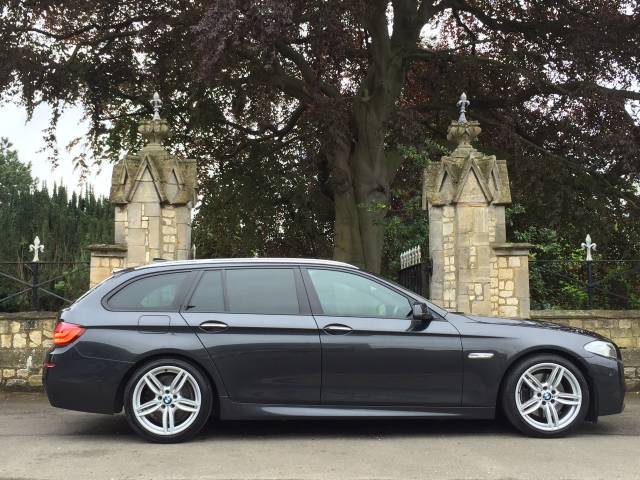 2010 BMW 5 Series 3.0 525d M Sport Touring 5dr Step Auto 6 cylinder