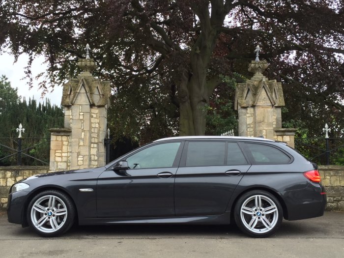 BMW 5 Series 3.0 525d M Sport Touring 5dr Step Auto 6 cylinder Estate Diesel Grey