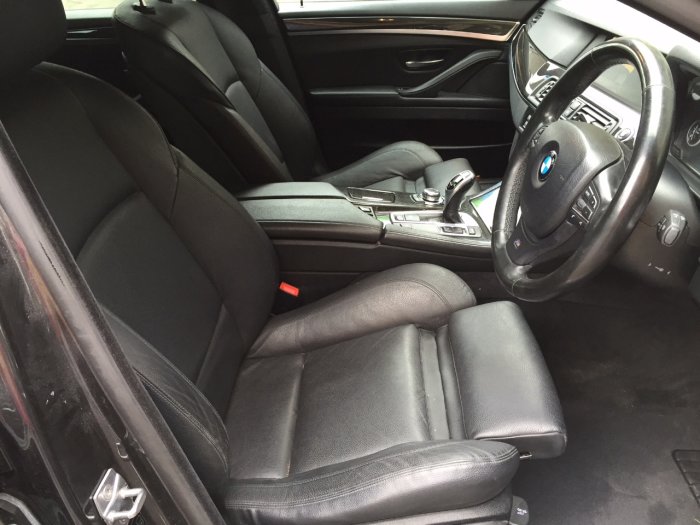 BMW 5 Series 3.0 525d M Sport Touring 5dr Step Auto 6 cylinder Estate Diesel Grey