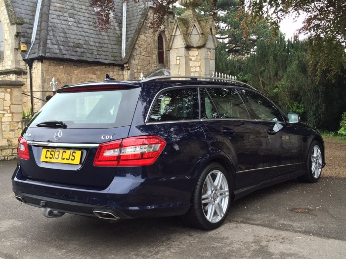 Mercedes-Benz E Class 3.0 E350 SPORT CDI BLUEEF-CY 7 SEATER Estate Diesel Blue