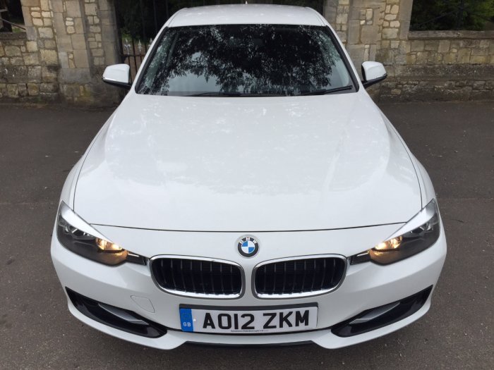 BMW 3 Series 2.0 320d Sport 4dr Saloon Diesel White