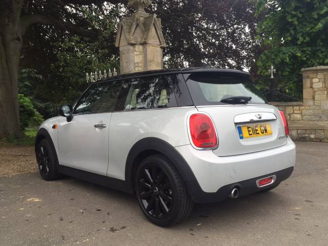 2015 Mini Hatchback 1.5 Cooper D 3dr