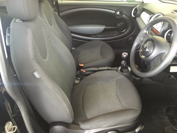 Mini Hatchback 1.6 First Cooper S wheels Hatchback Petrol Black