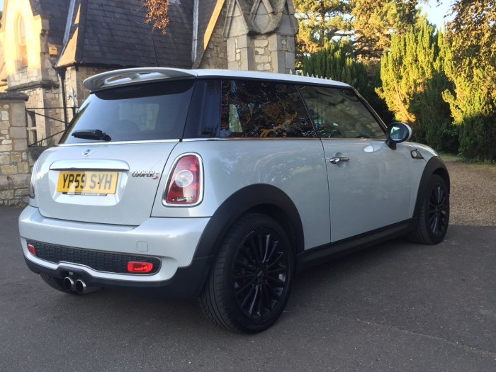 Mini Hatchback 1.6 Cooper S Camden 3dr Hatchback Petrol Silver