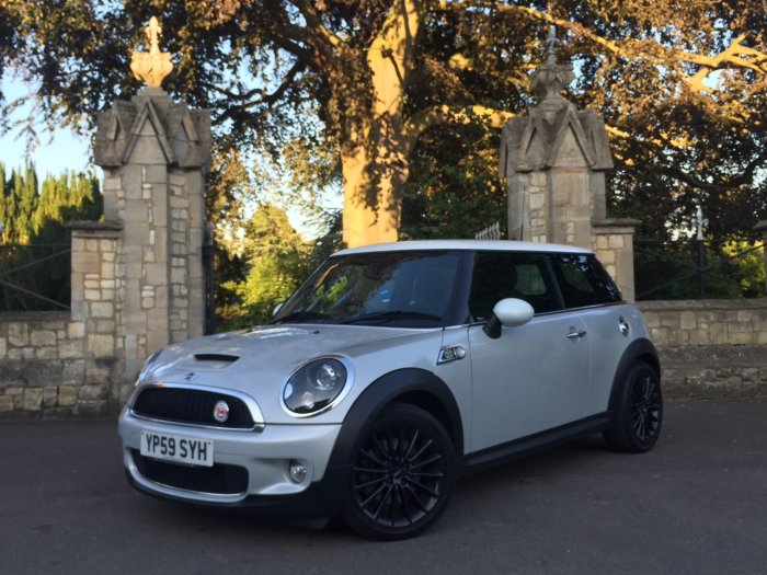 Mini Hatchback 1.6 Cooper S Camden 3dr Hatchback Petrol Silver