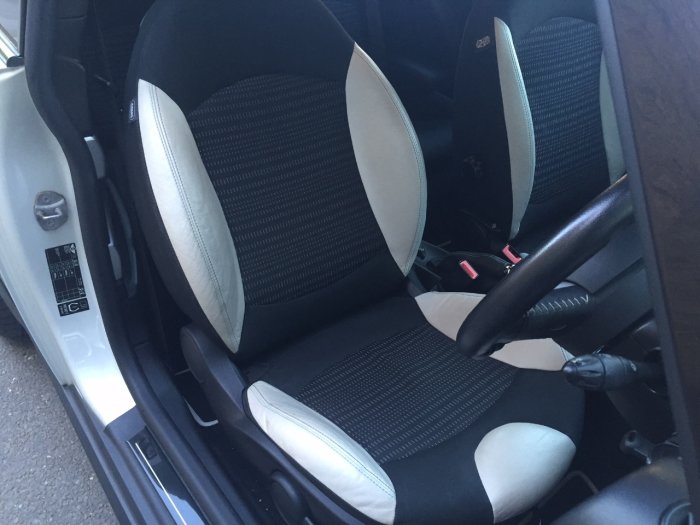 Mini Hatchback 1.6 Cooper S Camden 3dr Hatchback Petrol Silver