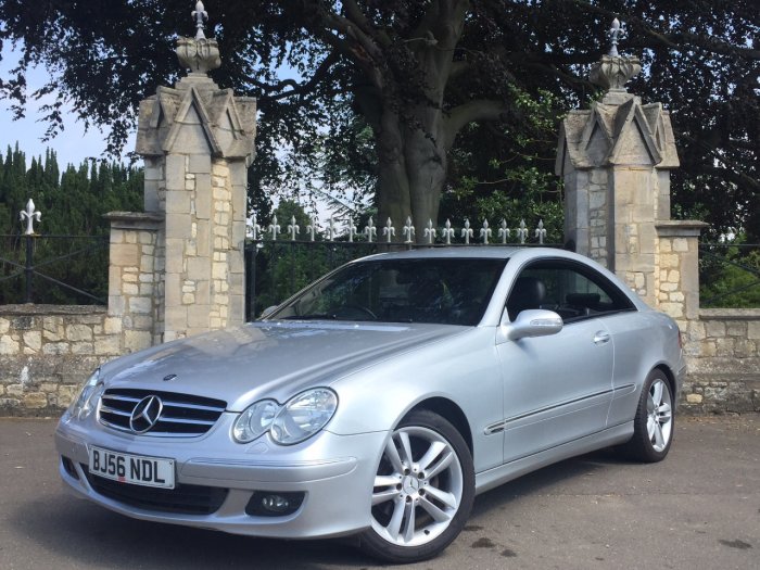 Mercedes-Benz CLK 2.1 220 CDi Avantgarde 2dr Tip Auto Coupe Diesel Silver