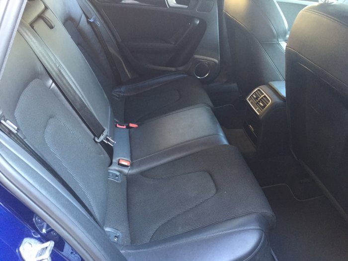 Audi A4 2.0 TDI 143 Black Edition 5dr Estate Diesel Scuba Blue