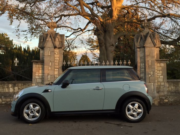 Mini Hatchback 1.6 One D 3dr Hatchback Diesel Blue