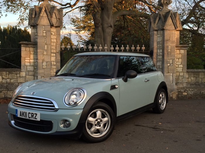 Mini Hatchback 1.6 One D 3dr Hatchback Diesel Blue