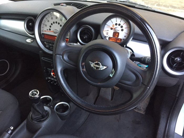 Mini Hatchback 1.6 One D 3dr Hatchback Diesel Blue