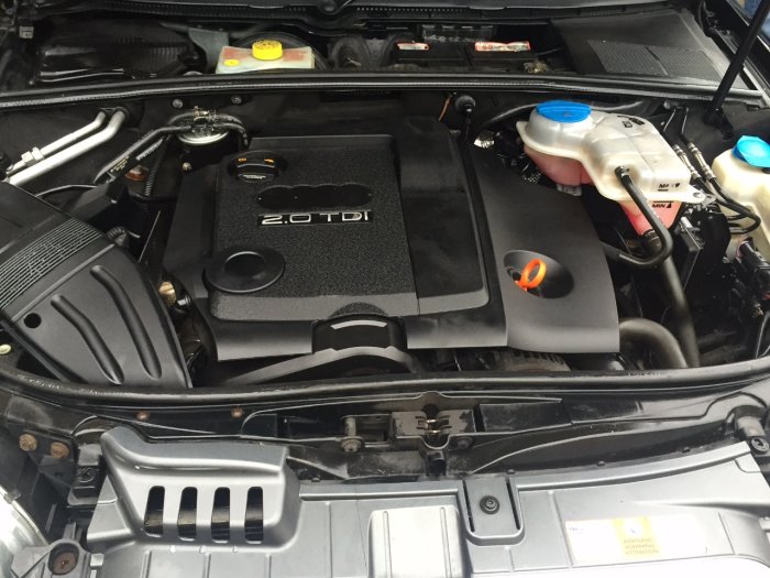 Audi A4 2.0 TDi TDV S Line 5dr Estate Diesel Black